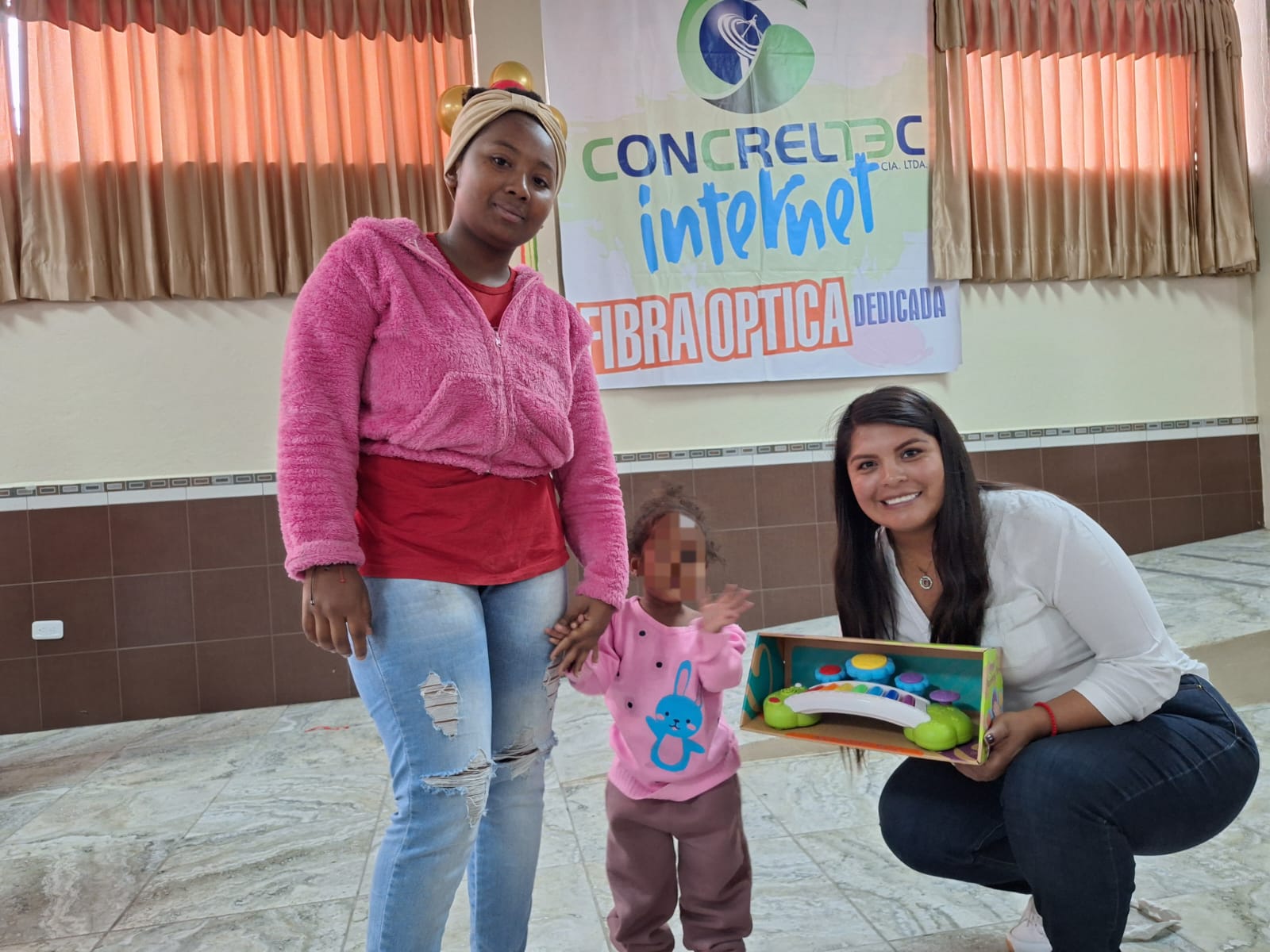 GADP PICAIHUA REALIZA AGASAJO NAVIDEÑO A CENTROS DE DESARROLLO INFANTIL